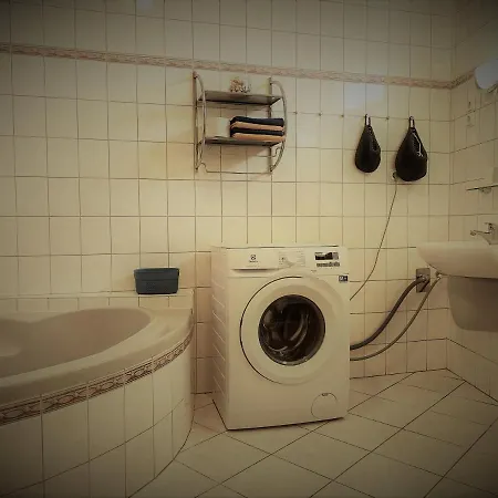 Masi Felso Apartman * פץ'
