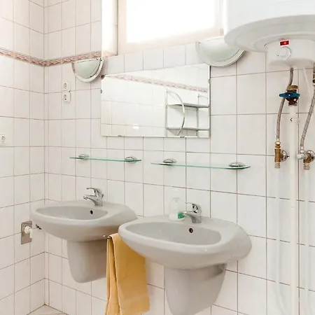 Masi Felso Apartman Апартаменты *
